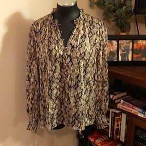Blousology Snake Top